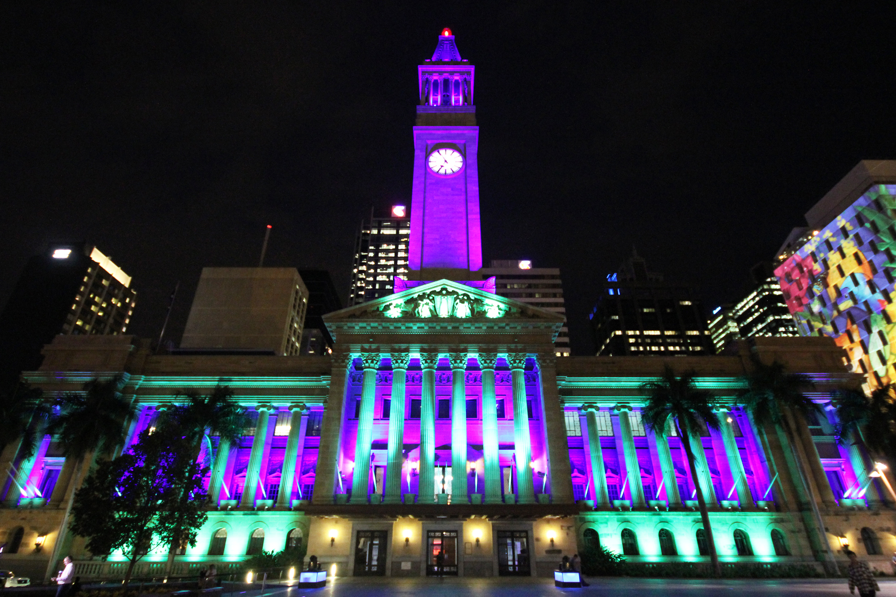 Brisbane City Hall Light Show Custom Outdoor LED Building Facade Architectural Lighting
