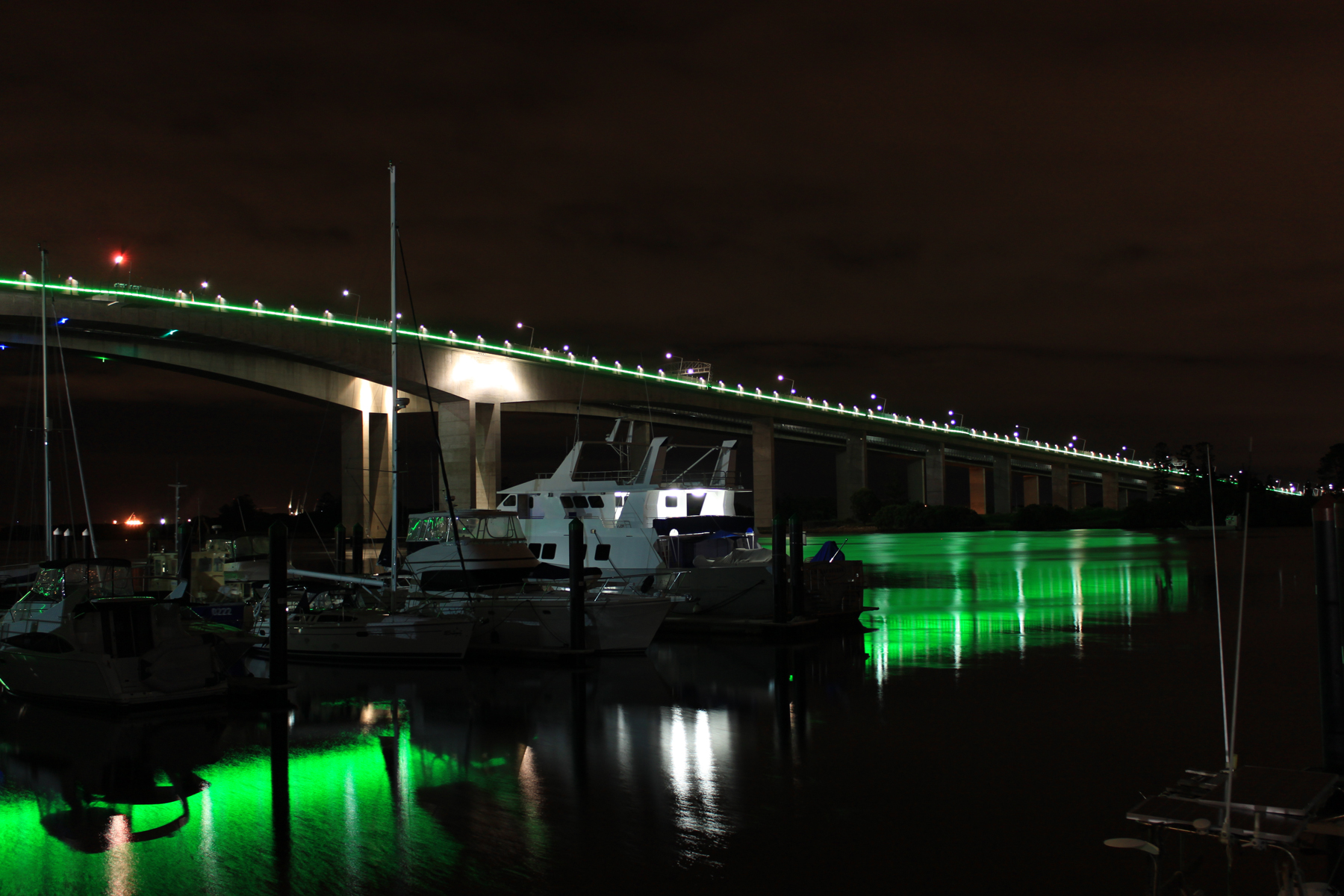 Sir Leo Gateway Bridge Custom LED Facade Architectural Lighting