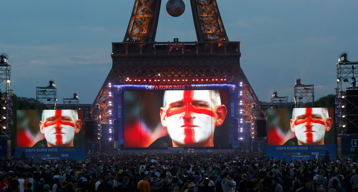 UEFA Euro Soccer Eiffel Tower LED Scoreboard Bigscreen