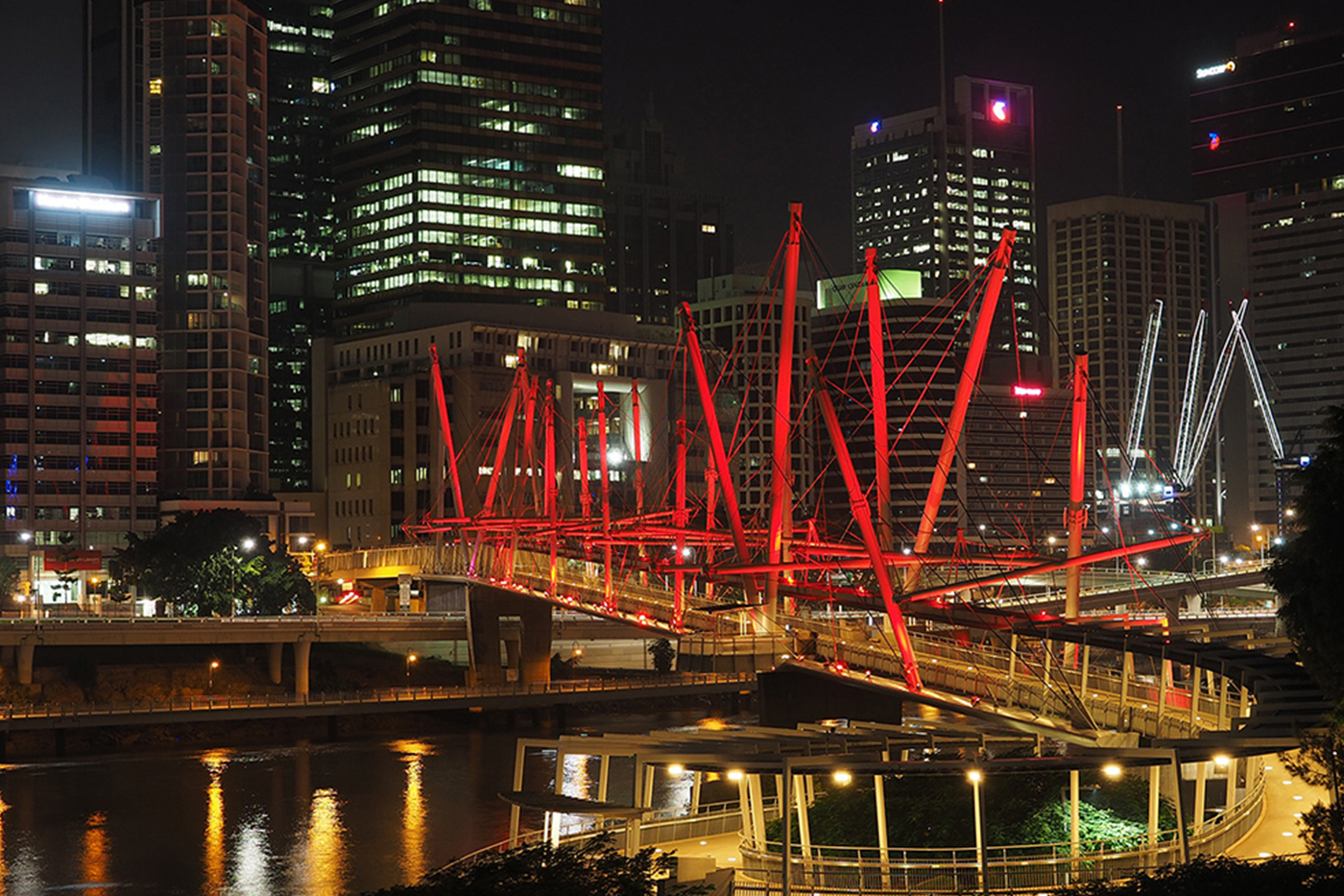 Kurilpa Bridge Brisbane Outdoor LED Architectural Lighting