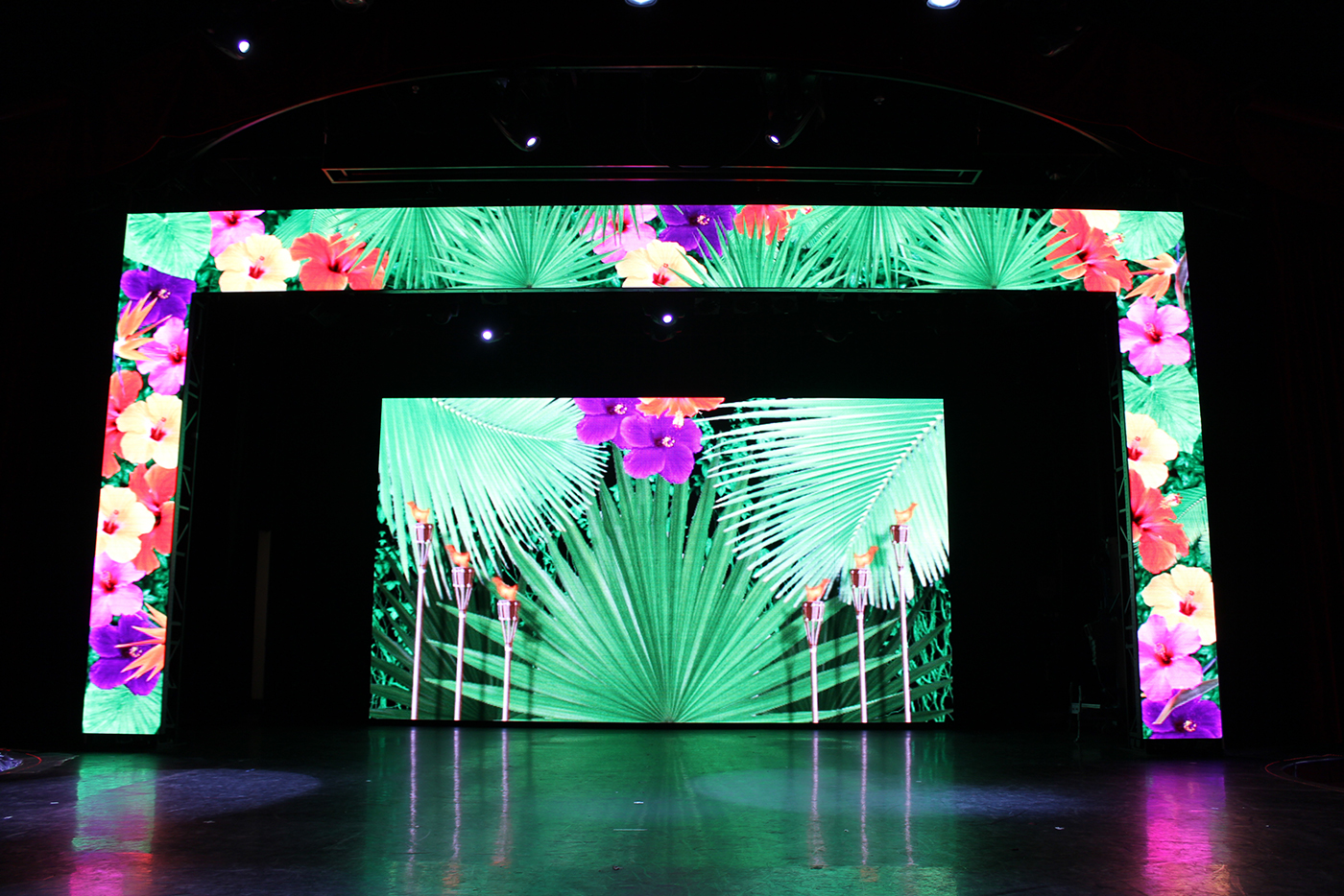 P&O Pacific Jewel Stage Lighting Design LED Screen