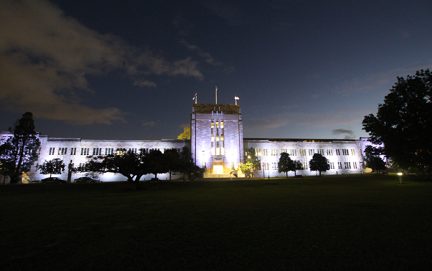 UQ University of Queensland Forgan Smith Building Facade Lighting